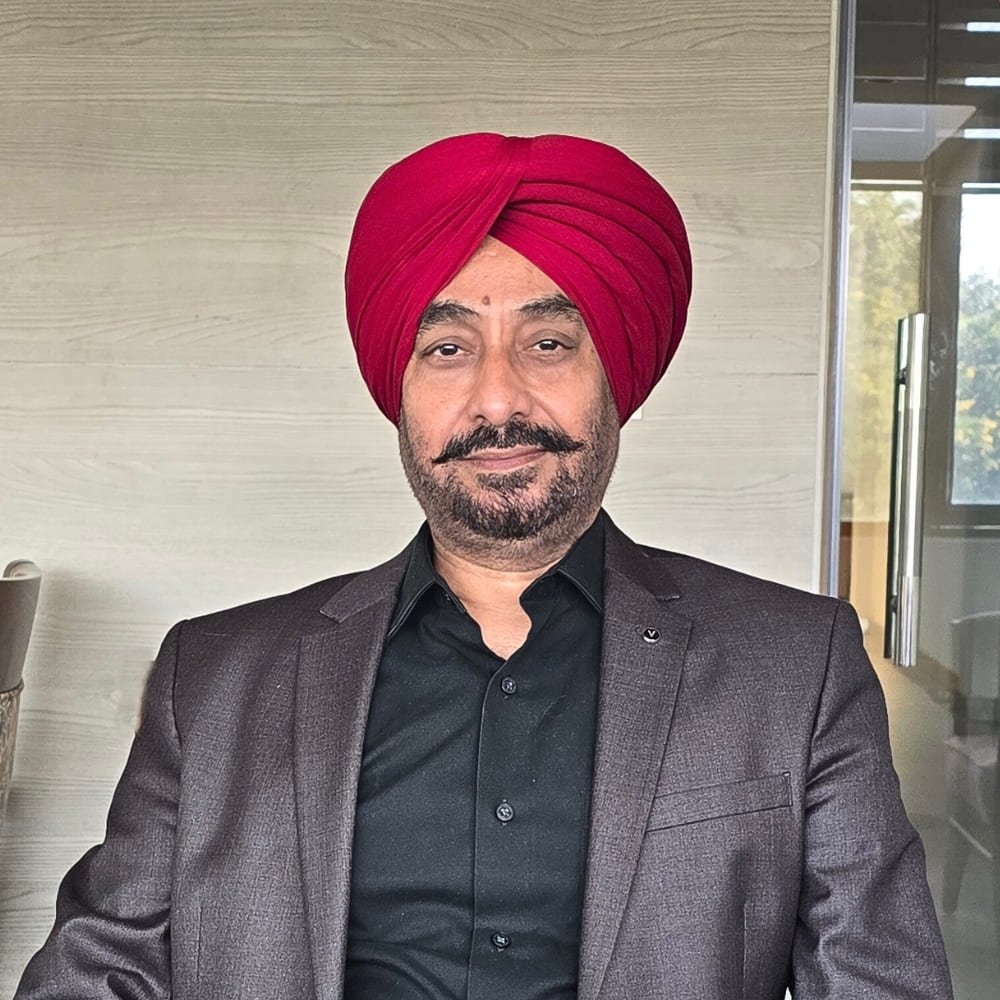 Mr. Rupinder Singh, MD of Visa Now Services